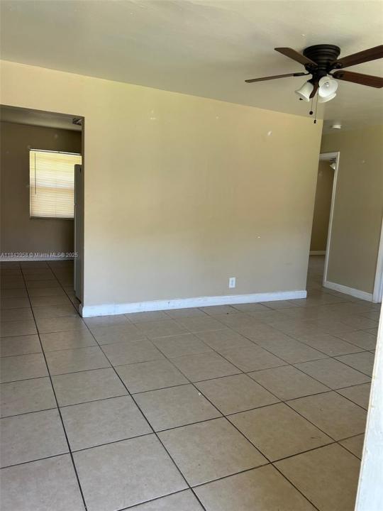 526 NW 15th Ter, Fort Lauderdale, Florida 33311