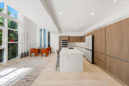 455 NE 39th St 302, Miami, Florida 33137, USA