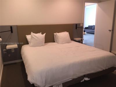 201 Sunrise Drive 102, Key Biscayne, Florida 33149, USA