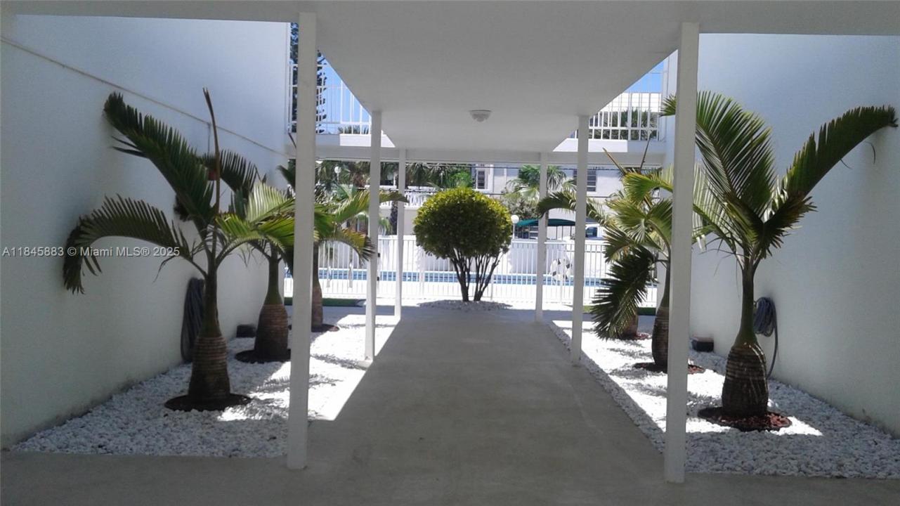 201 Sunrise Drive 102, Key Biscayne, Florida 33149, Estados Unidos