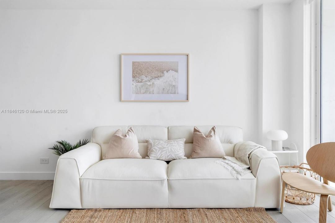5601 Collins Ave 1003, Miami Beach, Флорида 33140, Соединенные Штаты