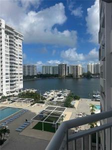 18041 Biscayne Blvd 702, Aventura, Florida 33160, USA