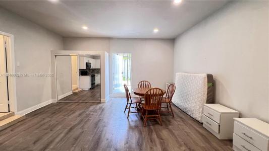 10911 SW 242nd St B, Homestead, Florida 33032, USA