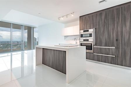 851 NE 1st Ave 2100, Miami, Florida 33132, USA