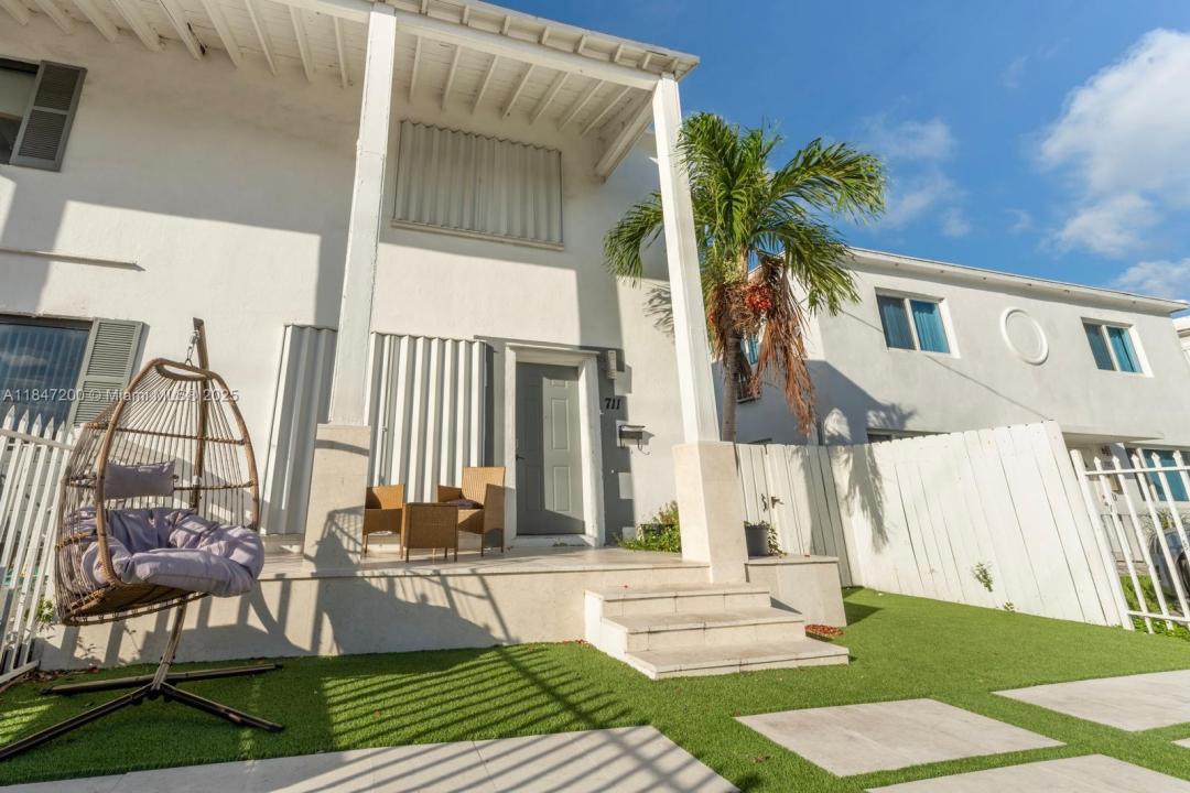 711 85th St, Miami Beach, Florida 33141, USA