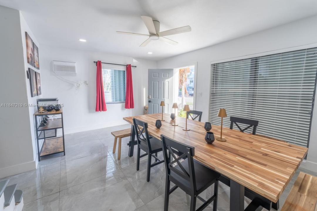711 85th St, Miami Beach, Florida 33141, USA