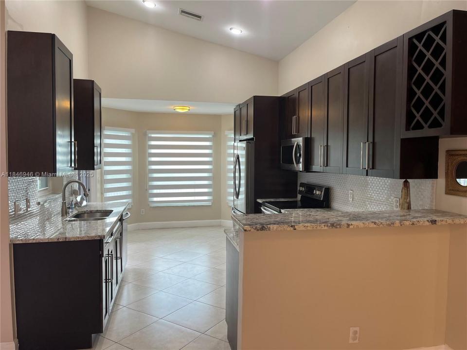 248 NW 47th Ave, Deerfield Beach, Флорида 33442, Соединенные Штаты
