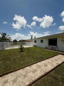 18026 NW 35th Ct, Miami Gardens, Florida 33056, USA