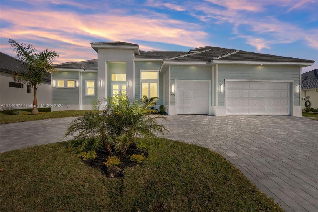 2129 Cape Coral Parkway W, Cape Coral, Floride 33914, États-Unis