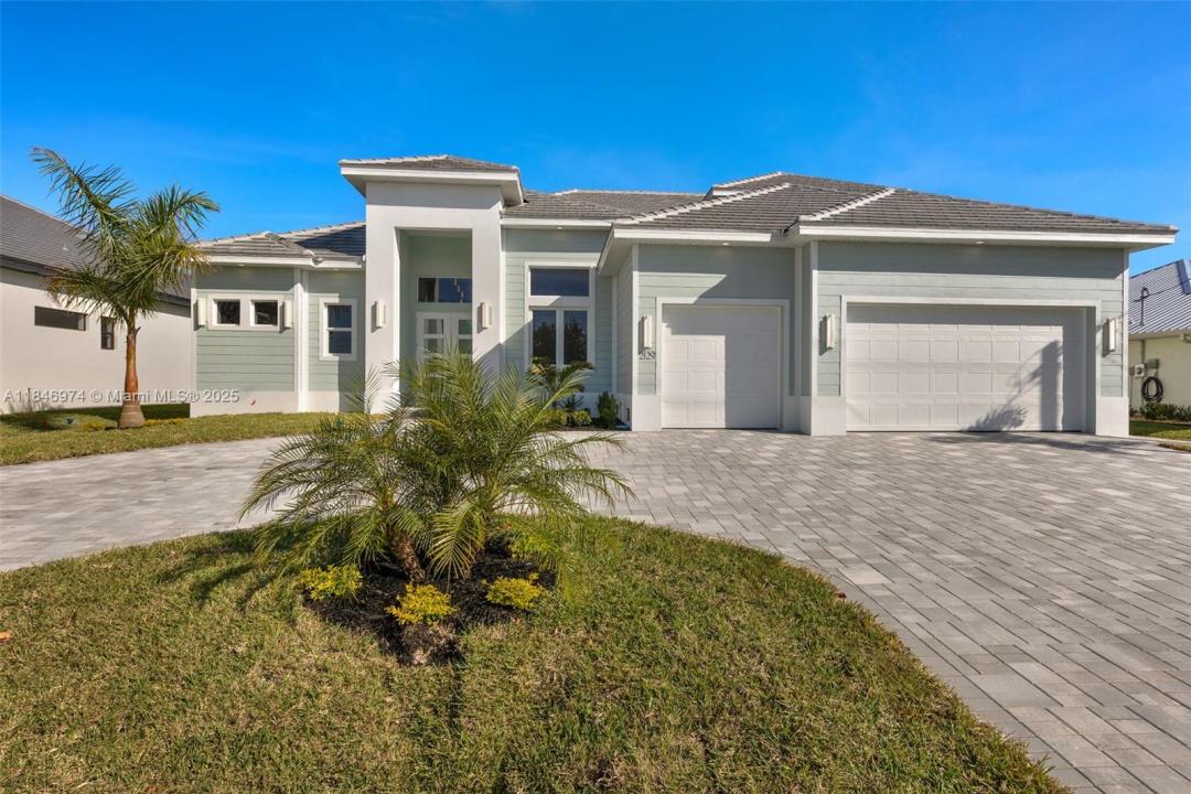 2129 Cape Coral Parkway W, Cape Coral, Floride 33914, États-Unis