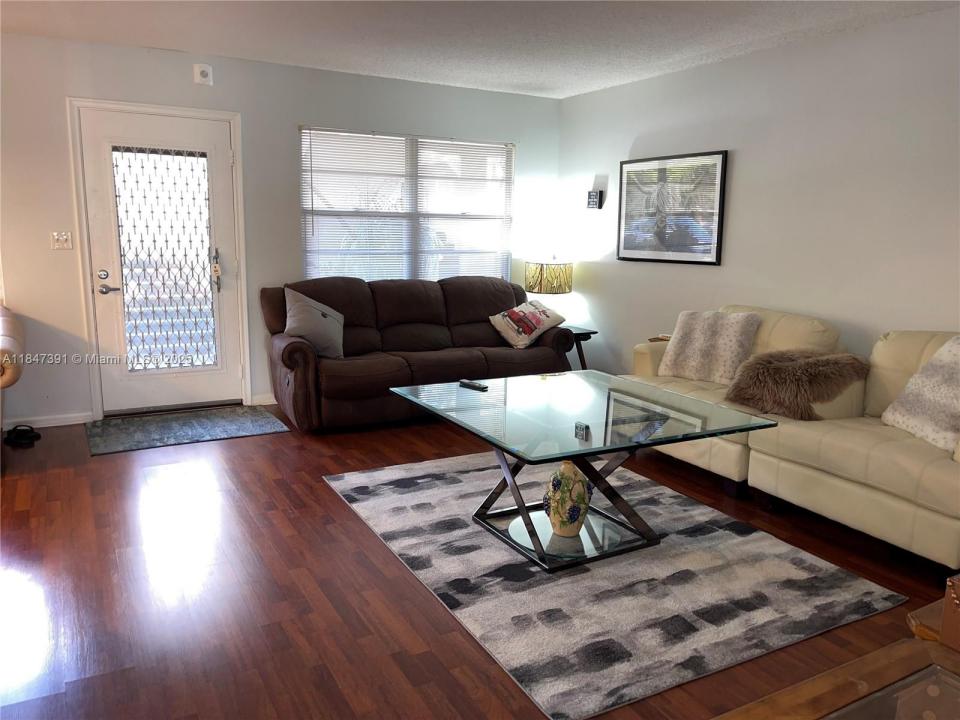 1904 Bermuda Cir G1, Coconut Creek, Florida 33066, HOA KỲ