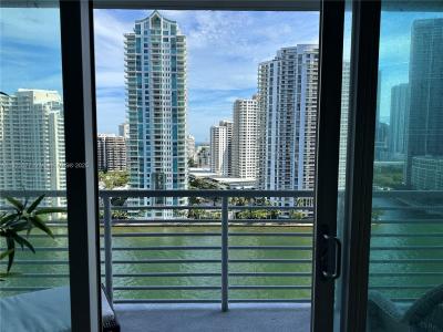 325 S Biscayne Blvd 2119, Miami, Florida 33131, USA
