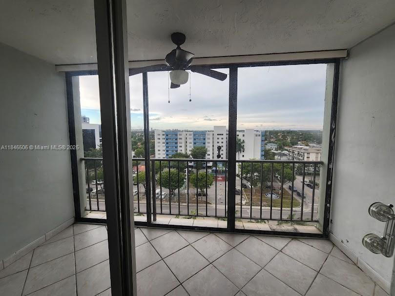 5055 NW 7th St 1003, Miami, 佛罗里达州 33126, 美国