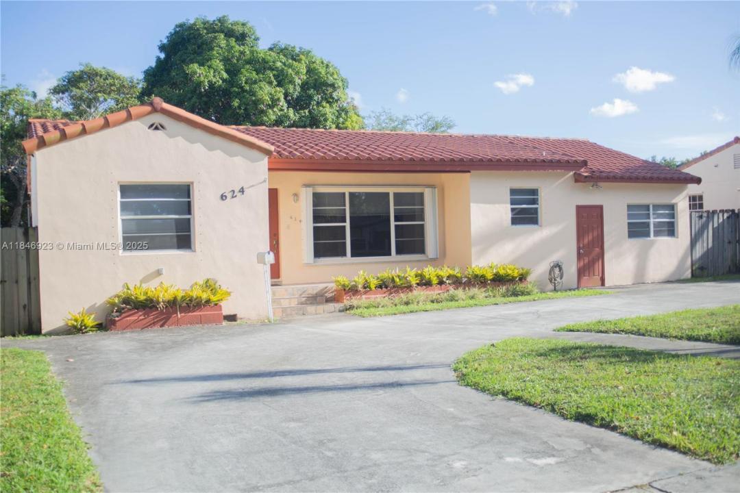 624 Westward Drive, Miami Springs, Floride 33166, États-Unis