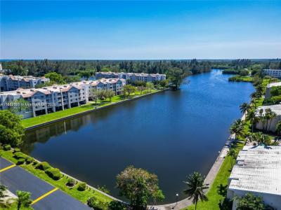 21121 SW 85th Ave 311, Cutler Bay, Florida 33189, USA