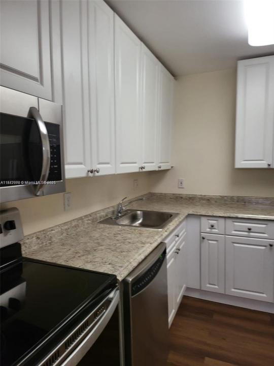21121 SW 85th Ave 311, Cutler Bay, Florida 33189