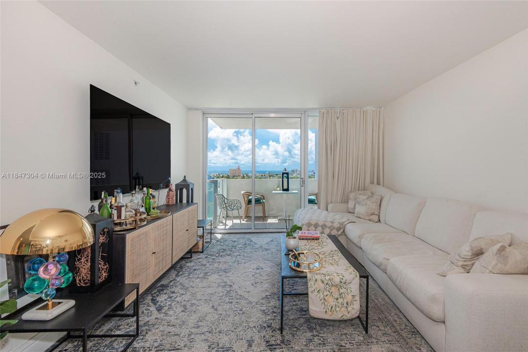 1100 West Ave 1427, Miami Beach, Florida 33139