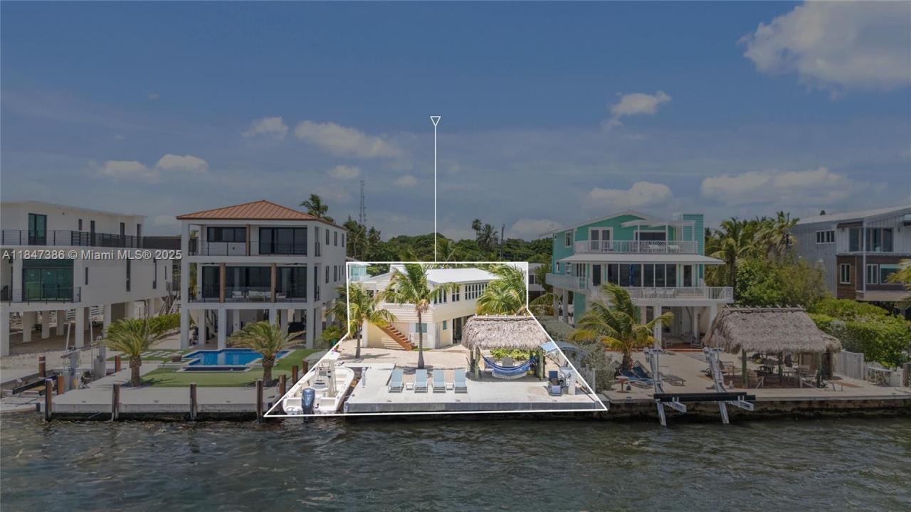235 Tavernier Dr, Key Largo, フロリダ 33070, アメリカ合衆国