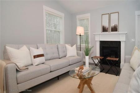 67 Stonebridge Lane 25, Warwick, Rhode Island 02818