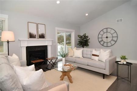 67 Stonebridge Lane 25, Warwick, Rhode Island 02818