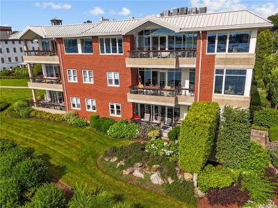 341 Thames Street 103, Bristol, ロードアイランド 02809, アメリカ合衆国