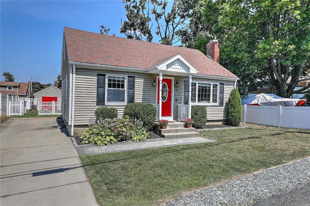 9 Norman Street, Cumberland, Rhode Island 02864
