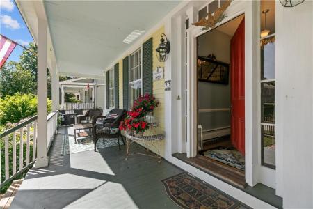 22 Greenough Place, Newport, Rhode Island 02840