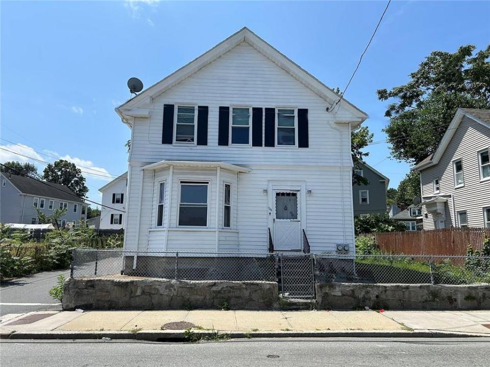 734 Douglas Avenue, Providence, Rhode Island 02908, États-Unis
