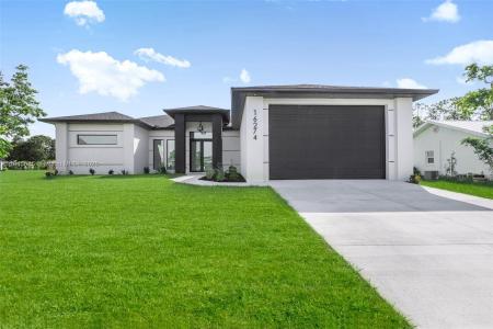 16274 Maya Circle, Punta Gorda, Floryda 33955, USA