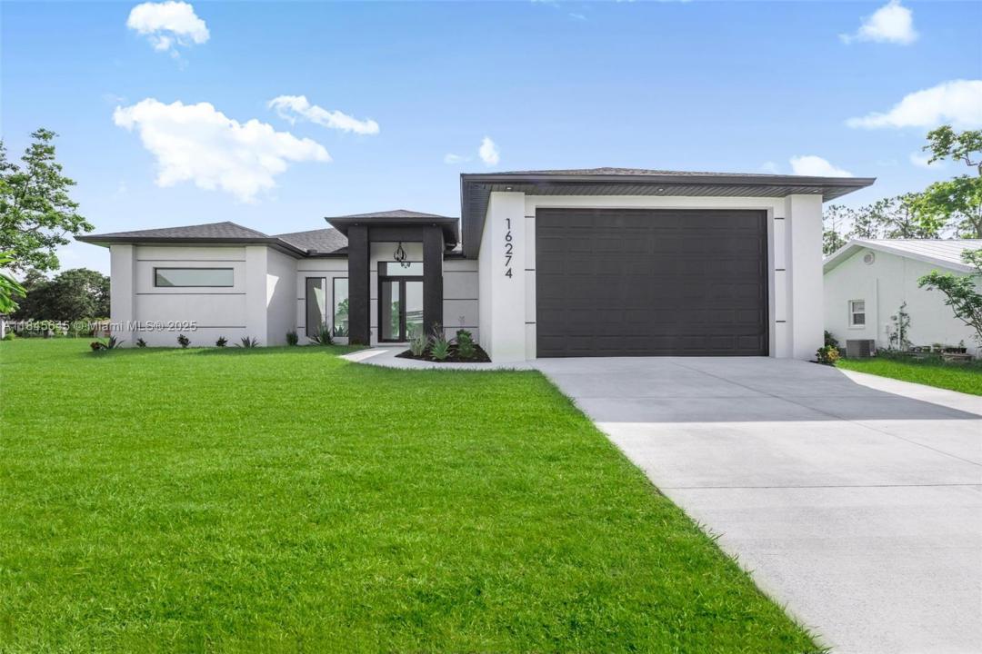 16274 Maya Circle, Punta Gorda, Floryda 33955, USA