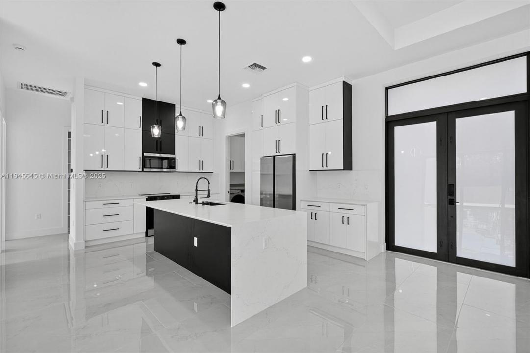 16274 Maya Circle, Punta Gorda, Floryda 33955, USA