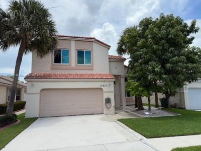 15677 NW 12th Mnr, Pembroke Pines, Florida 33028, USA