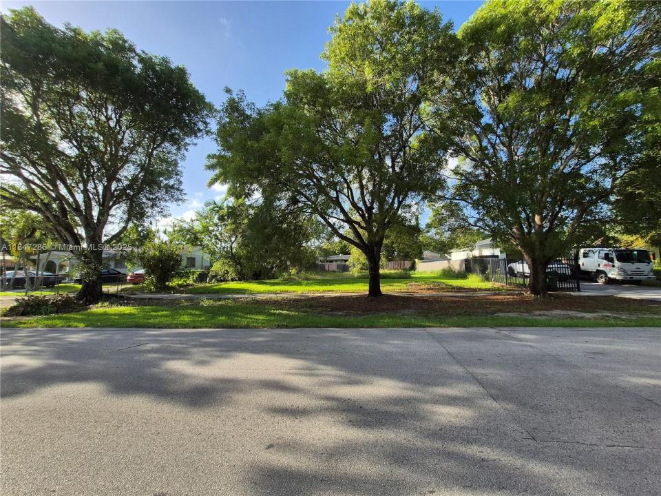 710 SW 7th St, Florida City, Florida 33034