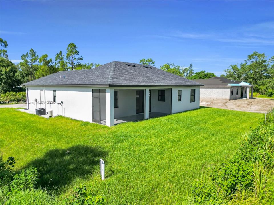 4103 E 9th, Lehigh Acres, Florida 33972, Estados Unidos