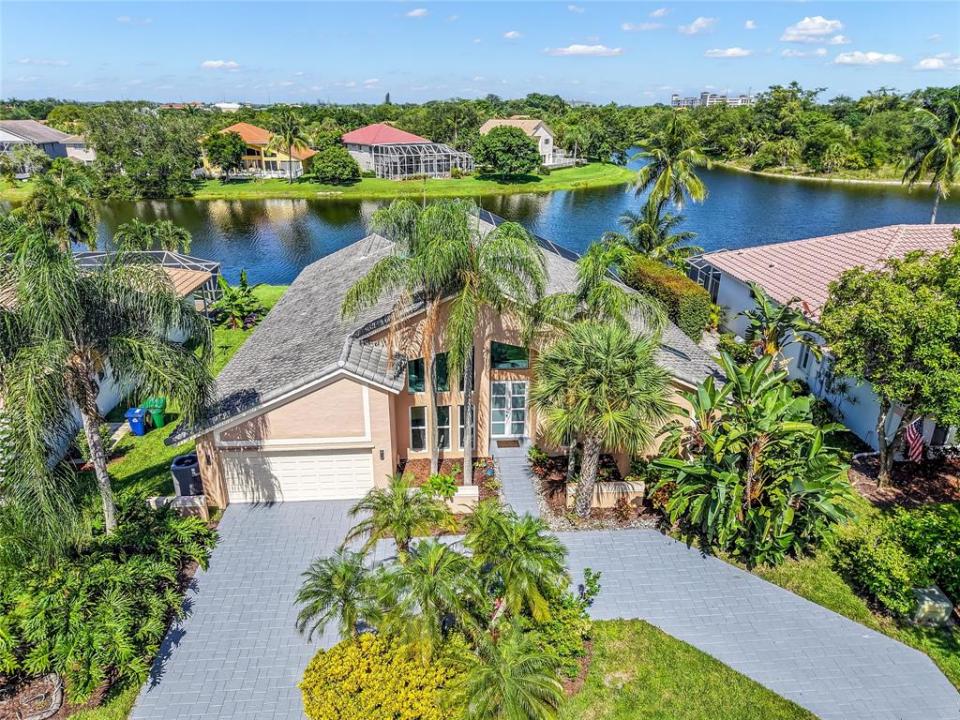 4255 NW 64th Ave, Coral Springs, Florida 33067, Estados Unidos