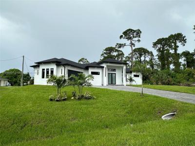 703 Sheldon Ave, Lehigh Acres, Florida 33936, USA