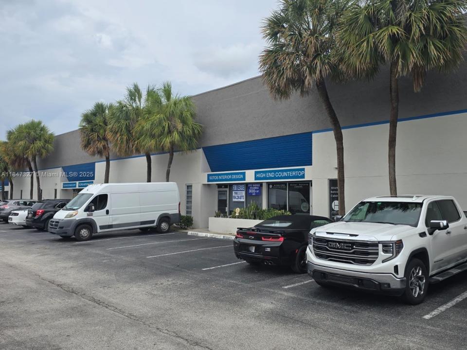 4100 N Powerline Rd A5, Deerfield Beach, Florida 33073