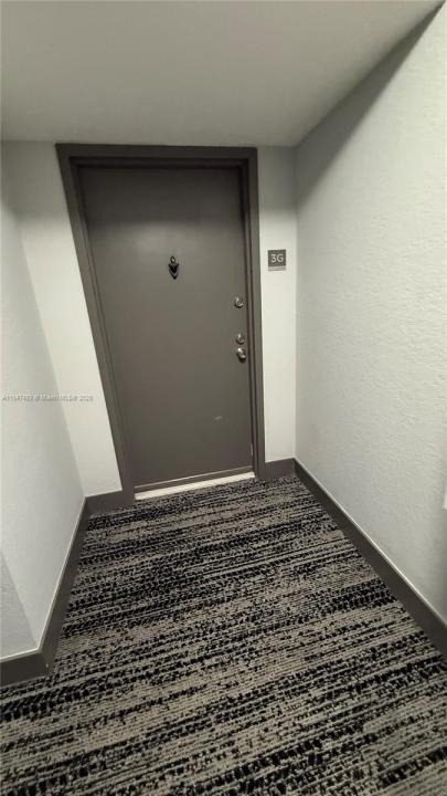16565 NE 26th Ave 3G, North Miami Beach, Florida 33160, USA
