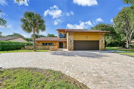 1840 NW 93rd Ter, Coral Springs, Florida 33071, USA