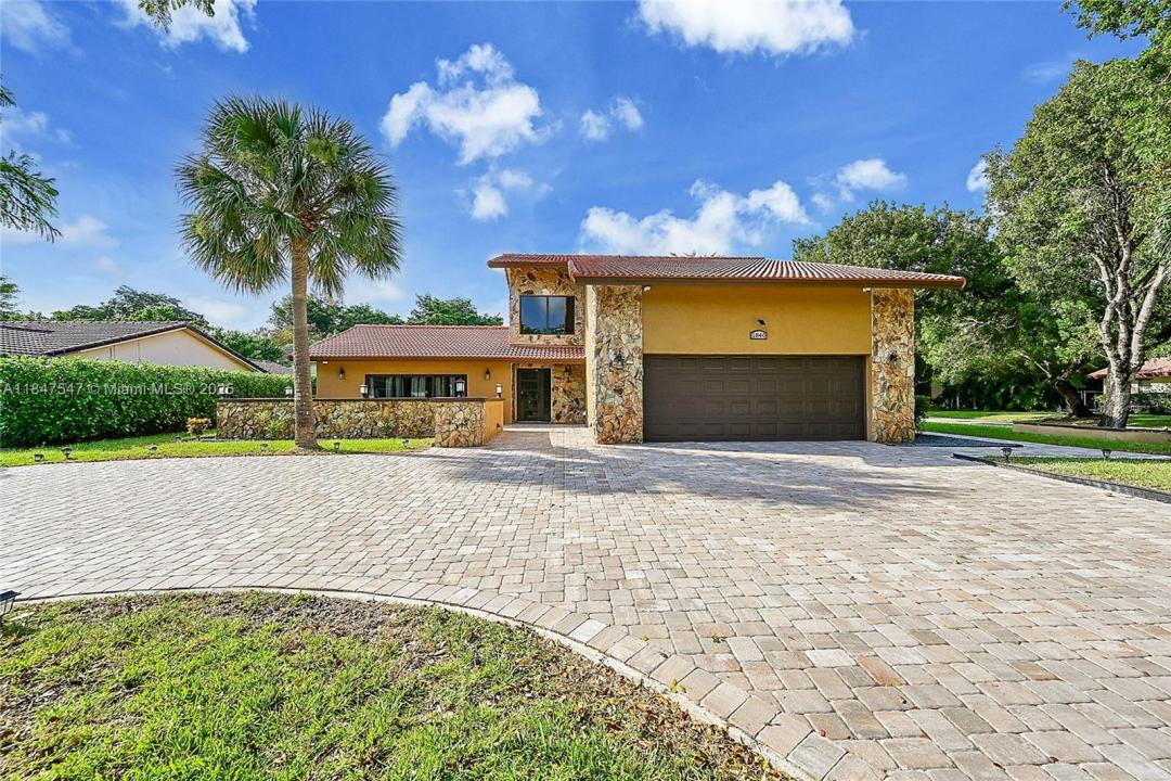 1840 NW 93rd Ter, Coral Springs, Florida 33071
