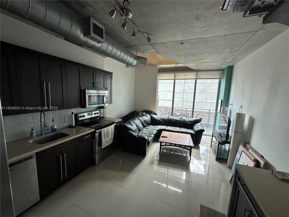 690 SW 1st Ct 1010, Miami, Flórida 33130, Estados Unidos
