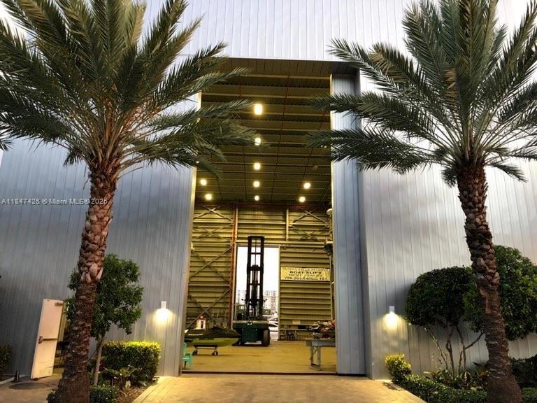 400 Sunny Isles Blvd Dd 204, Sunny Isles Beach, Florida 33160