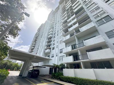2780 NE 183rd St 717, Aventura, Florida 33160, USA