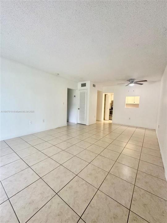 6530 Lake Patricia Dr E13, Miami Lakes, 佛罗里达州 33014, 美国