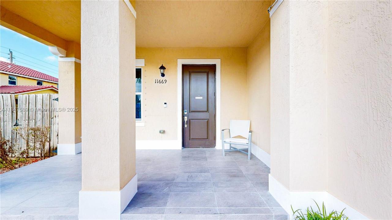 11669 SW 247th St, Homestead, Florida 33032