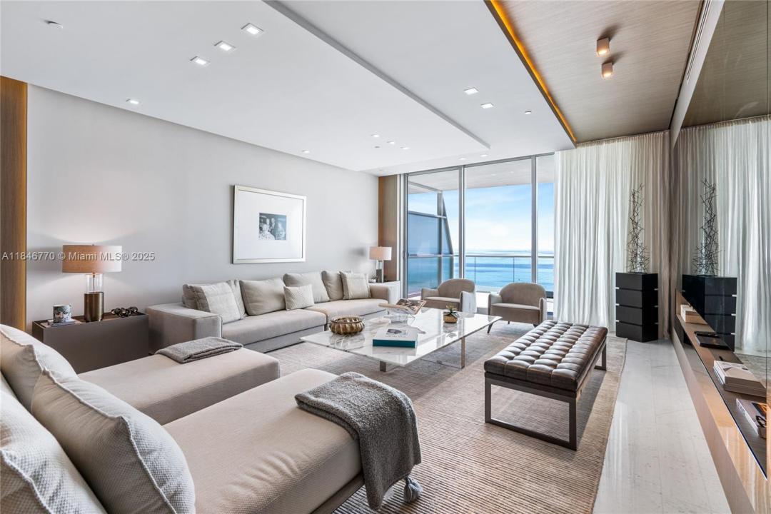 9349 Collins Ave 605, Surfside, Floride 33154, États-Unis