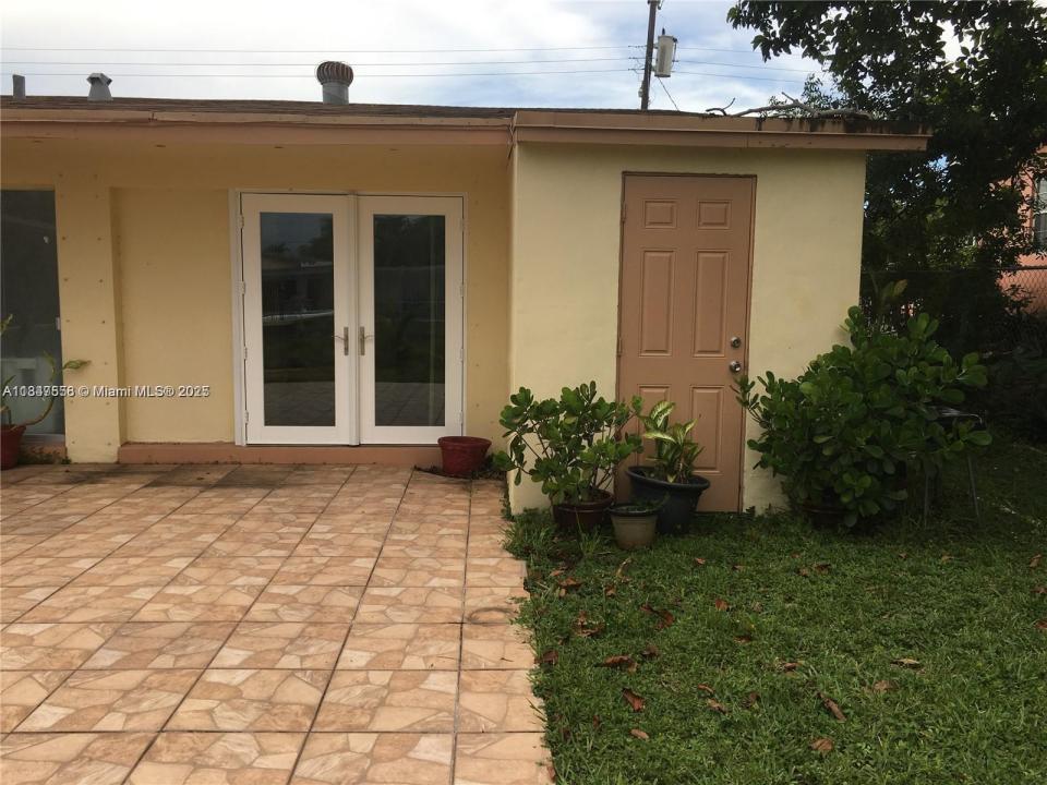 3600 E Shore Rd, Miramar, Floride 33023, États-Unis