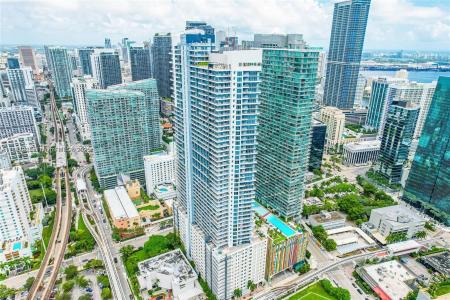 60 SW 13th St 1605, Miami, Florida 33130, USA