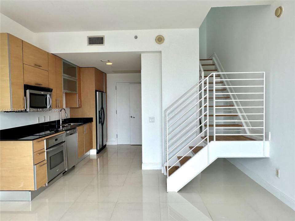 60 SW 13th St 1605, Miami, Flórida 33130, Estados Unidos