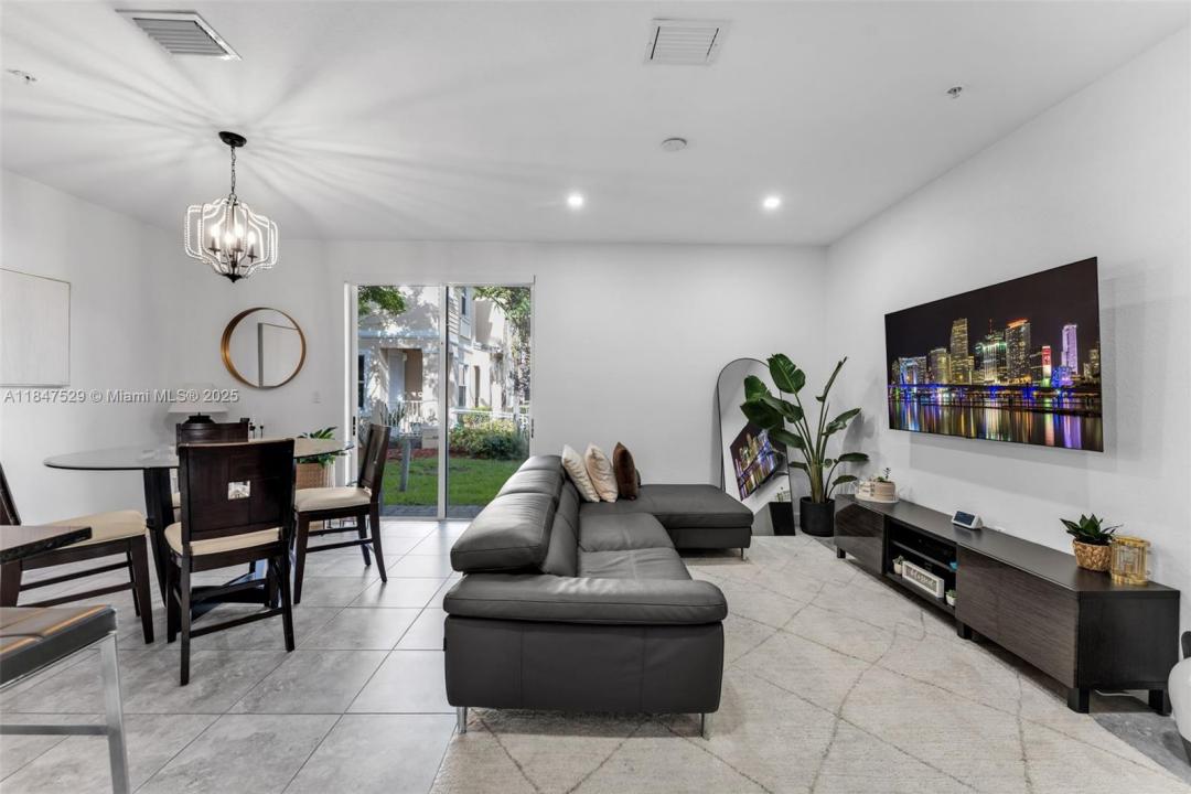 134 SE 28th Ter 10, Homestead, Floride 33033, États-Unis